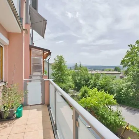 Etagenwohnung Mit Garten Apartment Vocklabruck